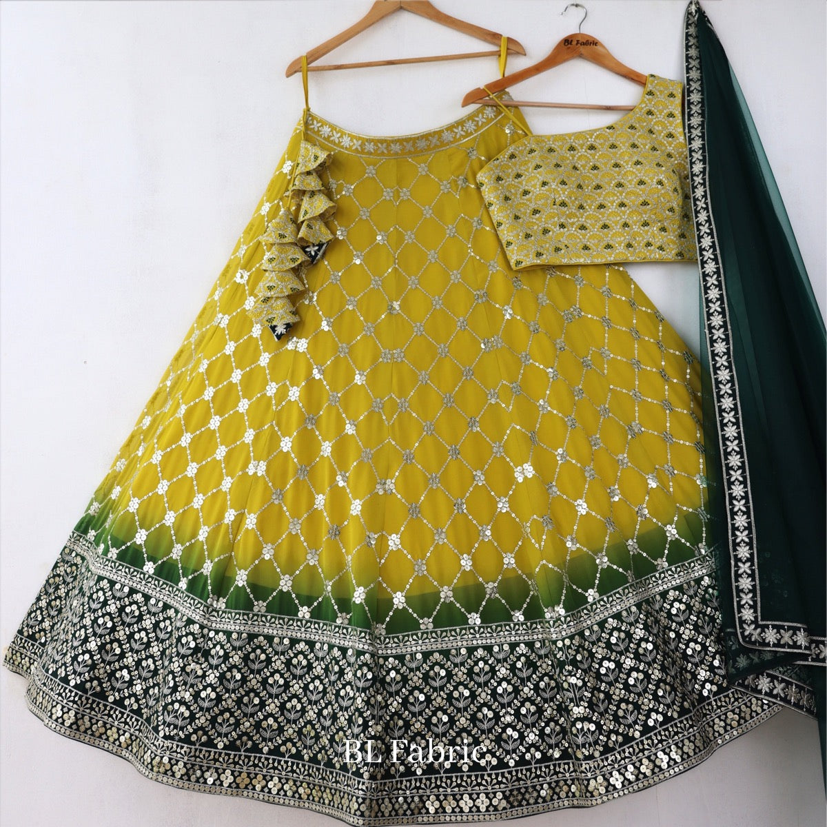 Green lehenga ideas for mehendi function | mehndi dresses for girls -  YouTube
